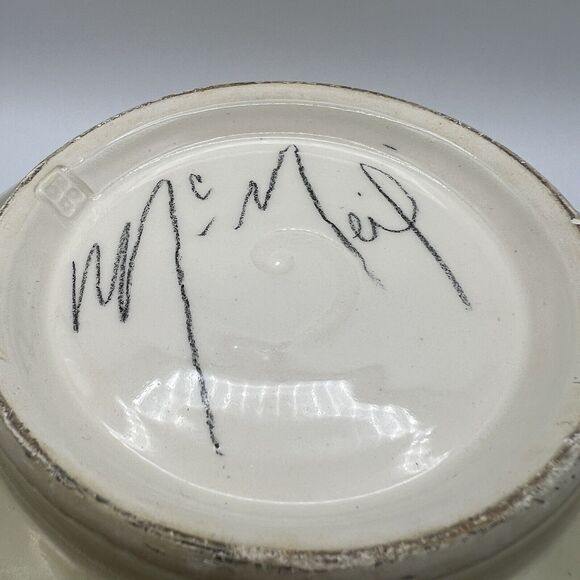 American Folk Art Pottery Serving Bowl Bird Hand Painted McNeil Red Blue 11" - Picture 7 of 9